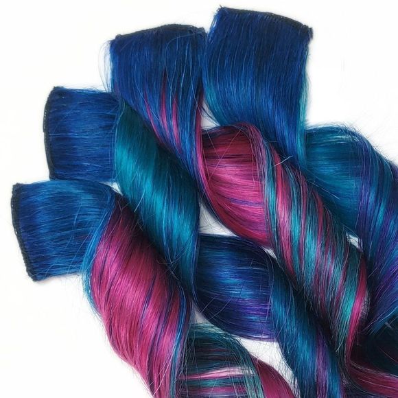 Blue Colorful Clip in Remy Human Hair Extensions for Shoulder Length Hairstyles - Picture 1 of 3